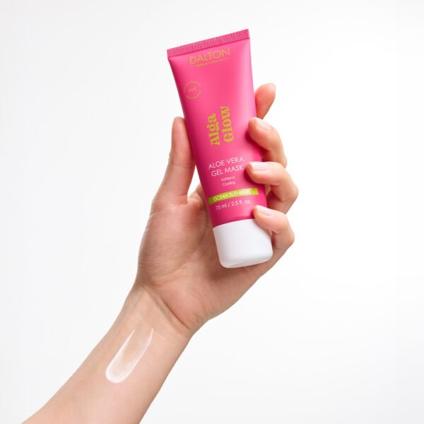 Ocean Elements Aloe Vera Gel Mask Alga Glow Masca gel răcoritoare și hidratantă pentru un ten proaspăt.